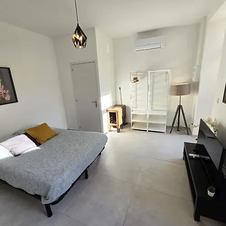 Gregbnb - 23m2 - Climatise -10min Gare - 5 Appartamento Tolone
